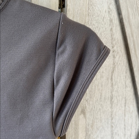 Blue and Gray Crop Tops - Picture 8 of 11